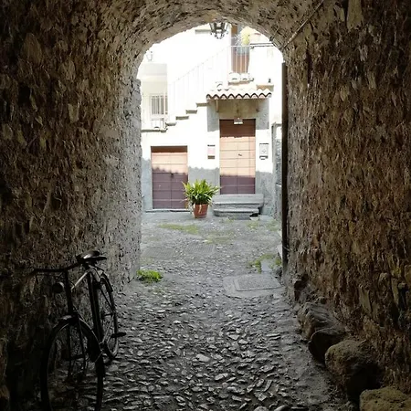 L'antico Borgo, Un Mix Di Storia E Romanticismo Сasa de vacaciones Lierna