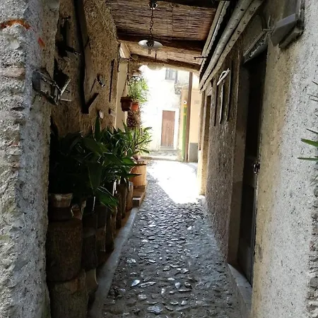 L'antico Borgo, Un Mix Di Storia E Romanticismo 펜션
